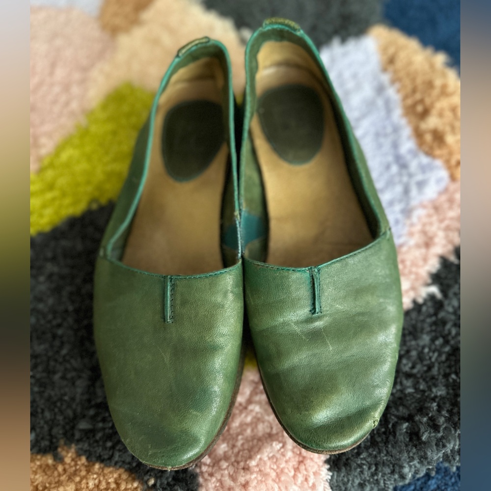 Frye Green Leather slip on loafer flats